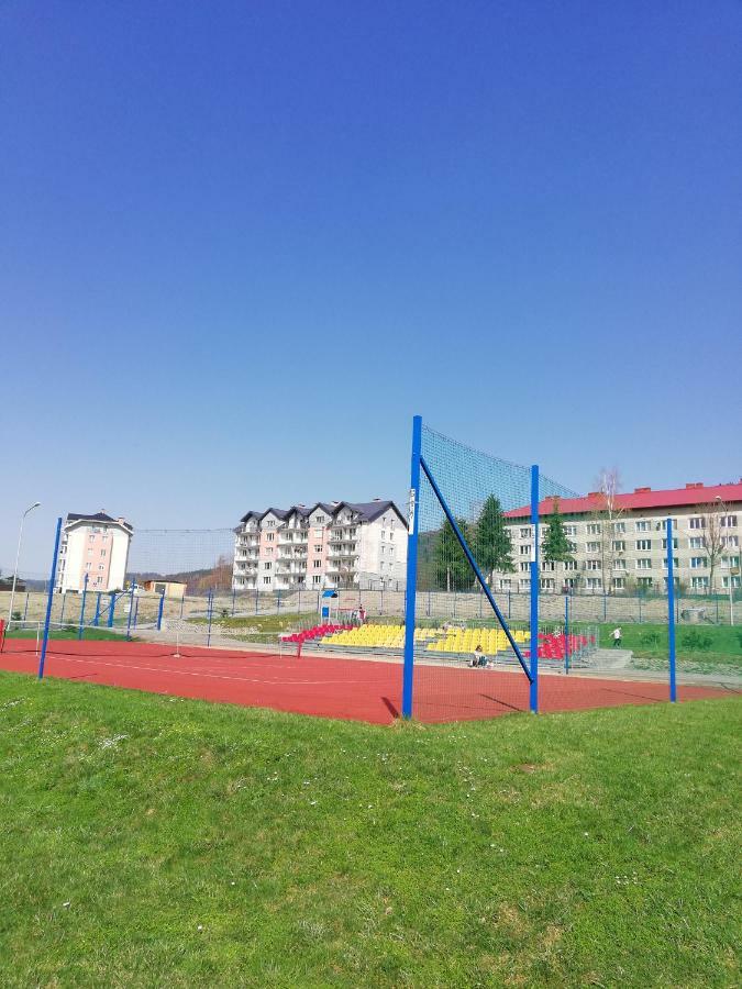 Apartamenty Bieszczadzki Aniol Ustrzyki Dolne Exterior foto